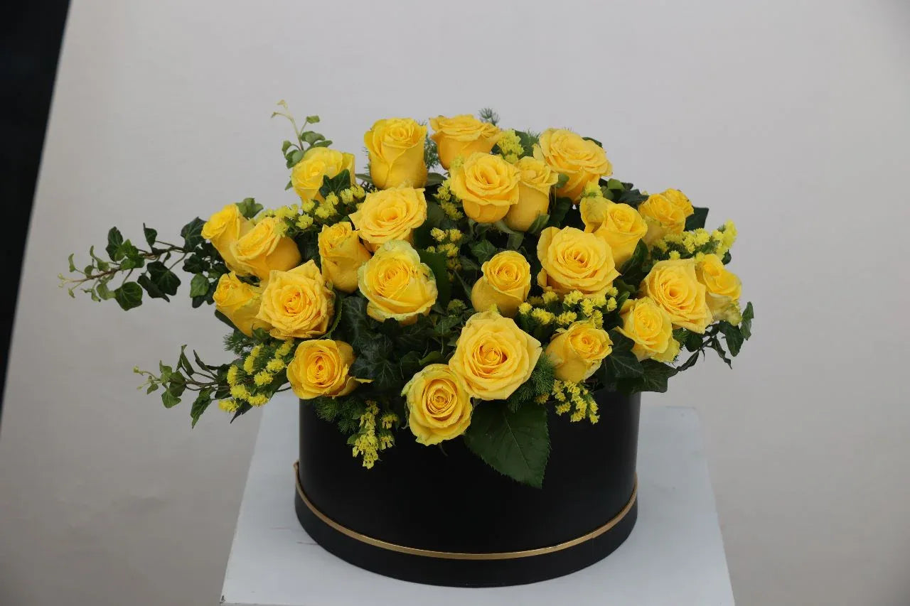 Bright Yellow - elegant fresh flower bouquet