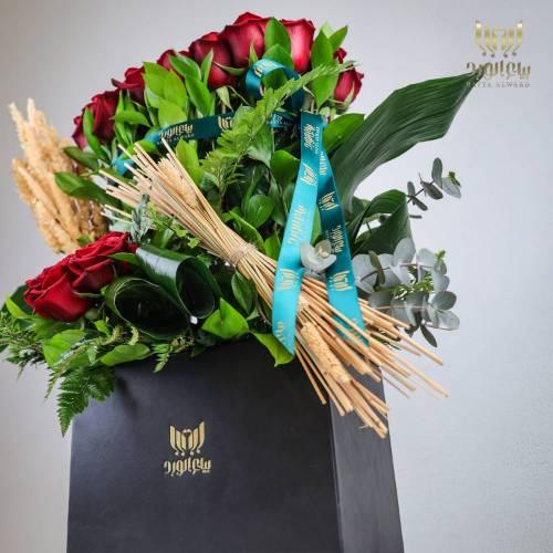 Eternal Red - elegant fresh flower bouquet
