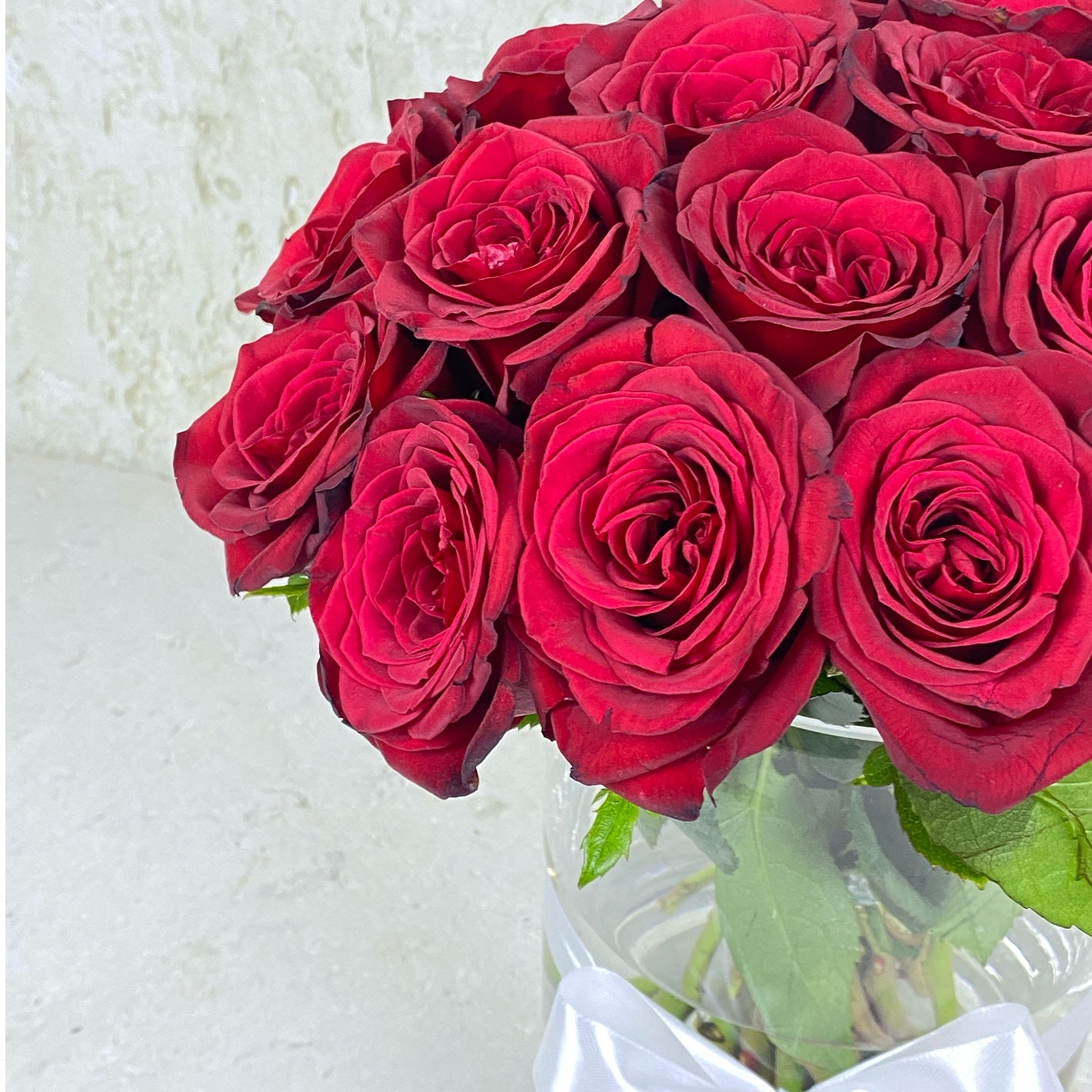 Premium Red Roses Vase
