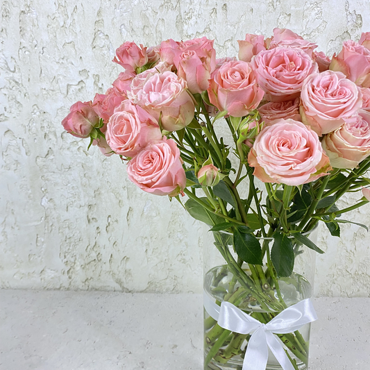 Pink baby rose glass vase